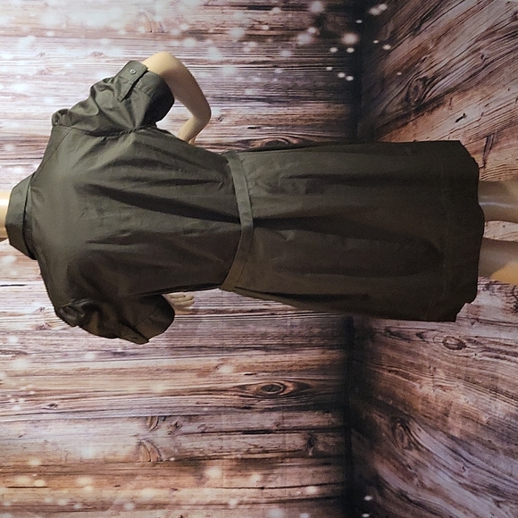 NWOT New York & Company Women's Puffed Sleeve Ruffle-V-Neck W/Belt Size 12 - Picture 10 of 14